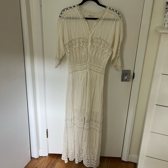 Classic Love Shack Fancy Long Lace Dress - size L - Picture 2 of 6